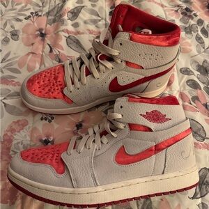 Women’s air jordan 1 mid